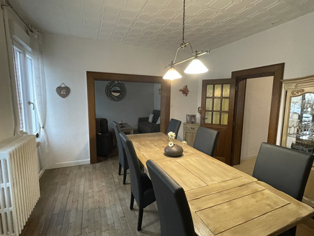 Boué  117 000 €
