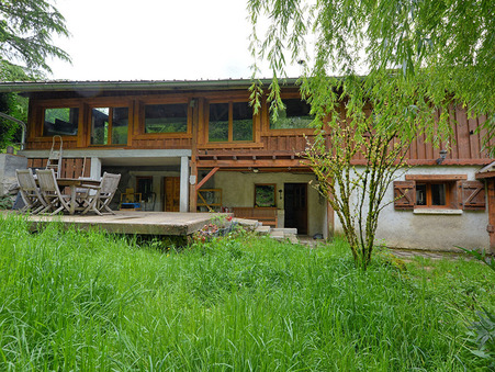 Chatillon sur cluses  555 000 €