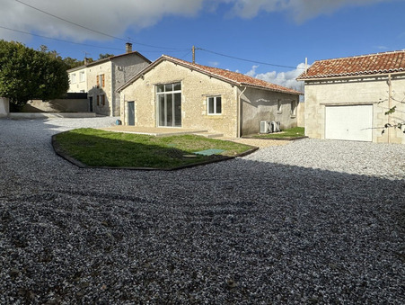 Barbezieux Saint Hilaire  254 400 €