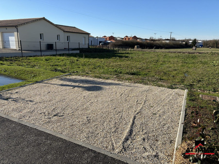 Roullet Saint Estèphe 49 000 €