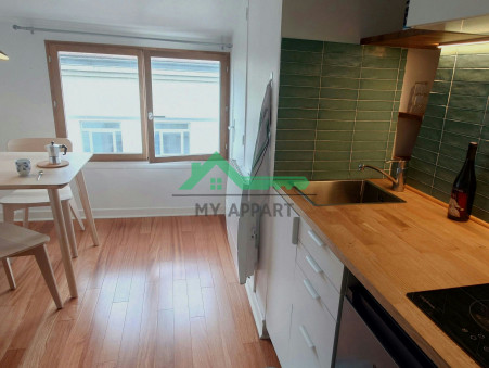 PARIS 10EME ARRONDISSEMENT  640 €