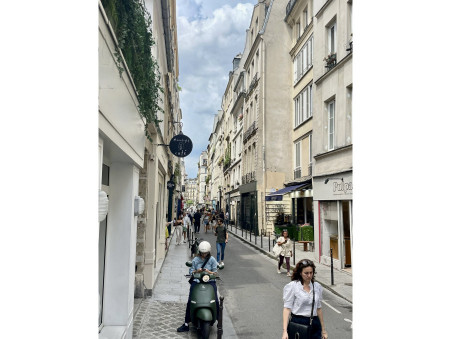 A louer local commercial 6 000 €  Paris 3eme Arrondissement
