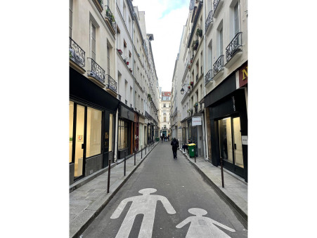 PARIS 3EME ARRONDISSEMENT  112 000 €