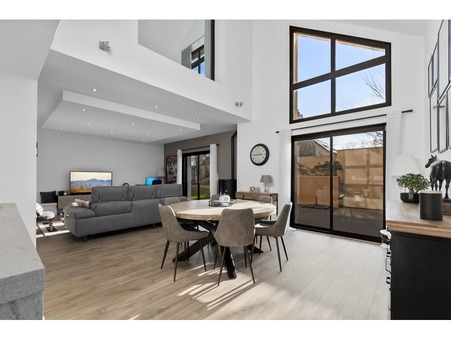 Saint-Germain-de-la-Grange  710 000 €