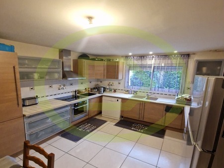 PAVILLY  289 000 €
