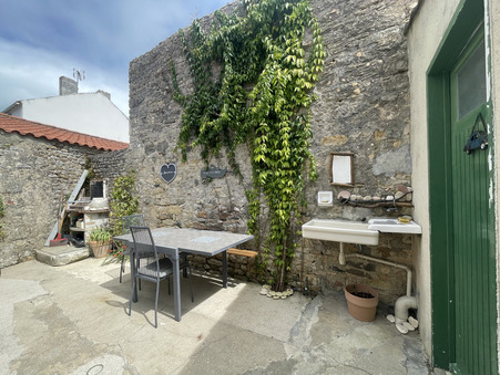 Maison sur Le Château-d'Oléron ; 184 625 € ; Achat Réf. 3618