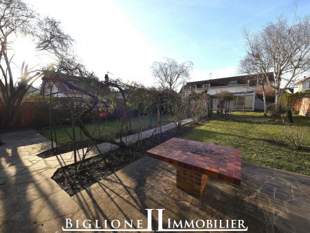 CHELLES  308 000 €