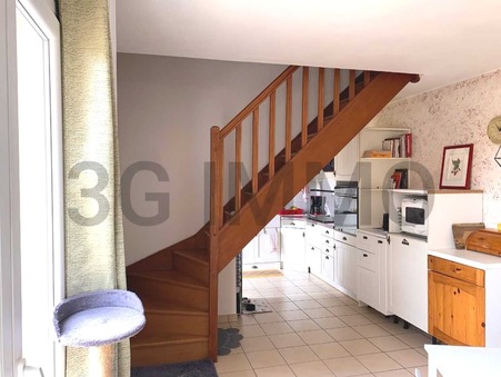 éTAMPES  318 000 €