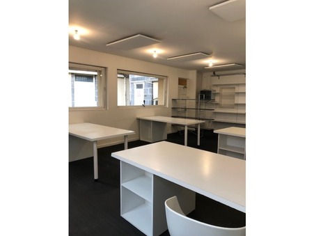 Local professionnel 1 000 €  Réf. 0002450034 Clermont Ferrand