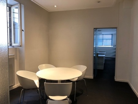 Location local professionnel Clermont Ferrand 63000; 1 000 € 