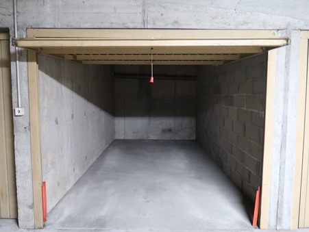 A louer parking 90 €  Clermont Ferrand