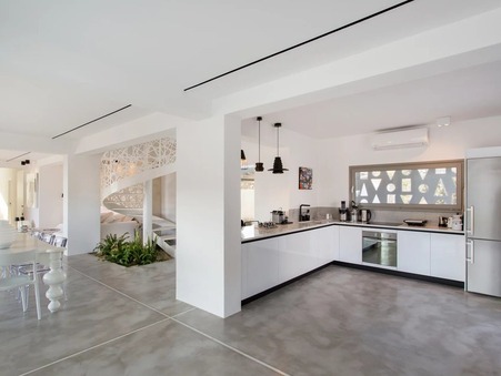 Maison 2 900 000 €  sur Paros (844 00) - Réf. 3357-83542277