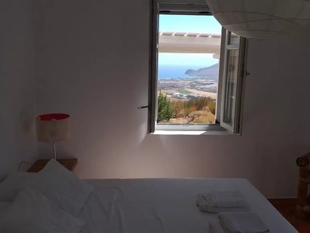 Maison sur Paros ; 1 500 000 €  ; A vendre Réf. 2935-5116836