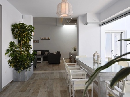 A louer maison Paros 844 00; À partir de 5 590 € 