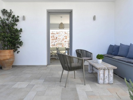 Location maison Paros 844 00; À partir de 5 590 € 