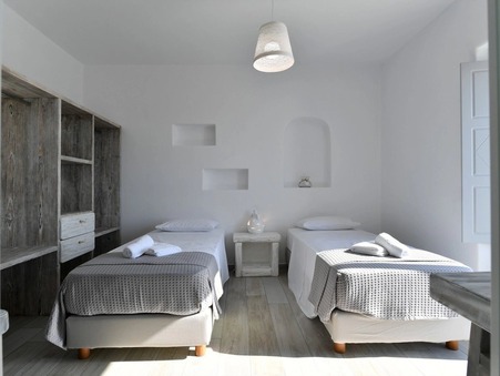 Maison À partir de 7 190 €  sur Paros (844 00) - Réf. 2891-4615213