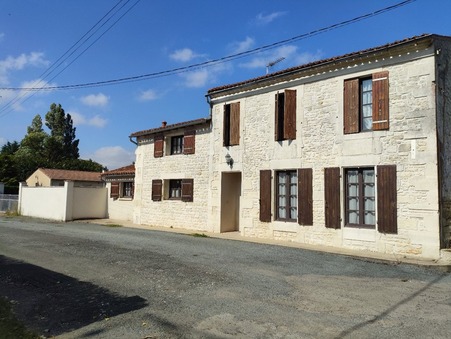 ROMEGOUX  271 000 €
