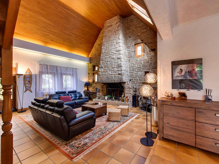 Saint renan  621 000 €
