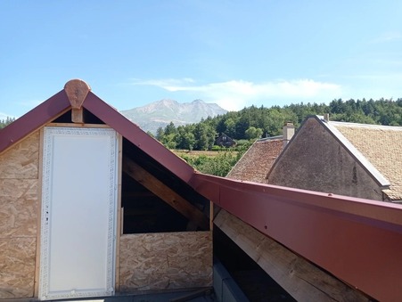 Maison sur Saint-Laurent-en-Beaumont ; 75 000 €  ; A vendre Réf. 21 250SGG-85136560