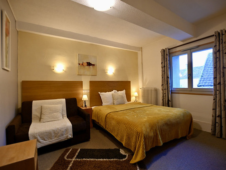 Local commercial 440 000 € Réf. 33_FLIP2025010 Avallon