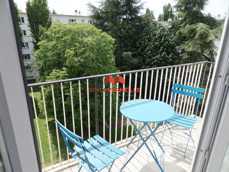 La celle saint cloud  290 000 €