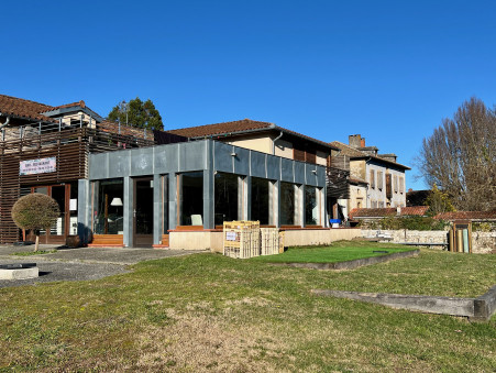 Location local commercial Blajan Réf. Blajan-Restau