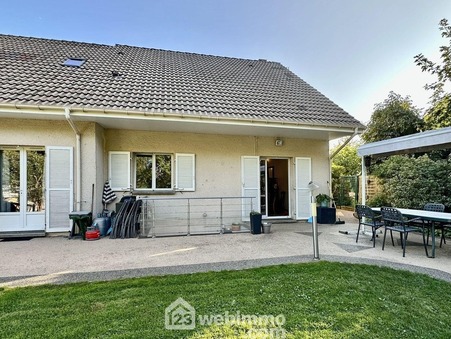 Torcy  528 800 €