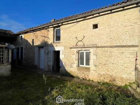 Saint-Jean-de-Sauves 28 500 €