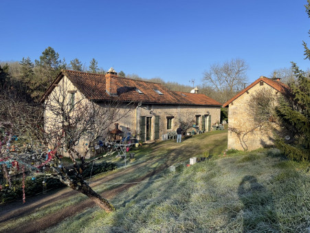 CUBJAC  258 000 €