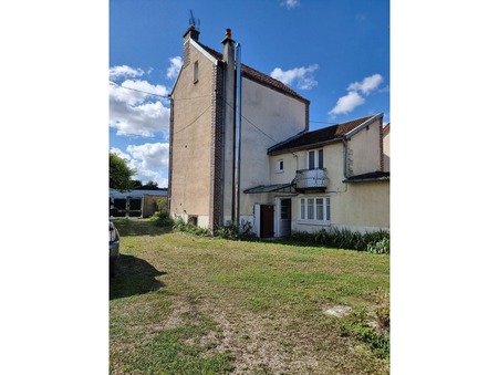 ROMILLY SUR SEINE  100 000 €