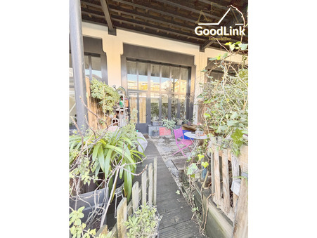 Pantin  490 000 €