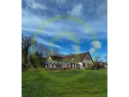 DOUVILLE EN AUGE  470 000 €