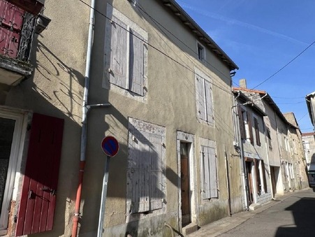 RUFFEC 29 000 €
