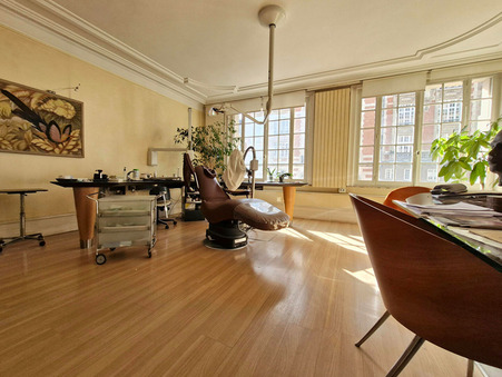 Lille  715 800 €