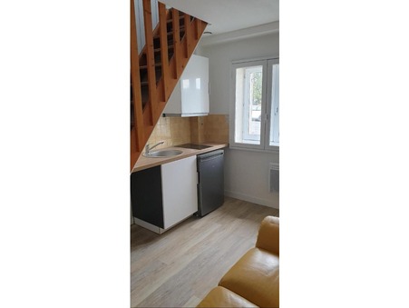POITIERS  395 €
