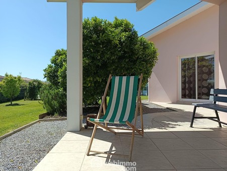 Saint-étienne-d'Orthe  398 000 €