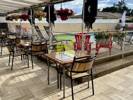 Vente local commercial 432 000 € Vias