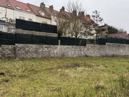 Boulogne-sur-Mer  149 490 €