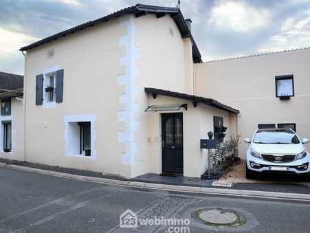 Valdivienne  225 000 €