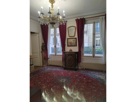 Appartement 838 000 €  Réf. 2501 Paris 8eme Arrondissement