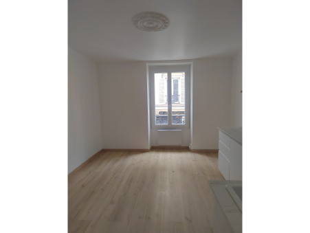 Appartement 323 000 €  Réf. 2502 Paris 17eme Arrondissement
