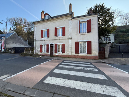 Larcay  222 600 €