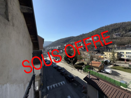 Saint-Claude  102 000 €