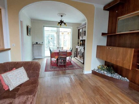 ENGHIEN LES BAINS  620 000 €