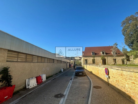 SARLAT LA CANEDA  800 €