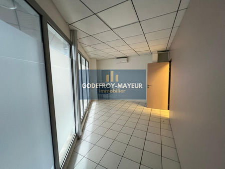 Local commercial 3 660 €  sur Baie-Mahault (97122) - Réf. Futur_RdC