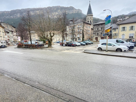 Vente local professionnel 215 000 €  Nantua