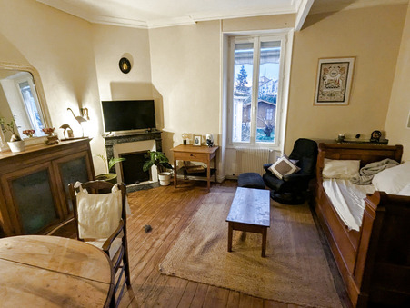 Niort  151 000 €