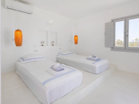 Maison sur Paros ; À partir de 5 130 €  ; Location Réf. 3528-85657736