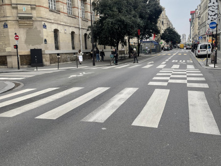 PARIS 3EME ARRONDISSEMENT 7 750 €